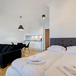 Neptun Park By Renters Apartament *
