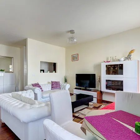 Dom & House - Neptun Park 格但斯克